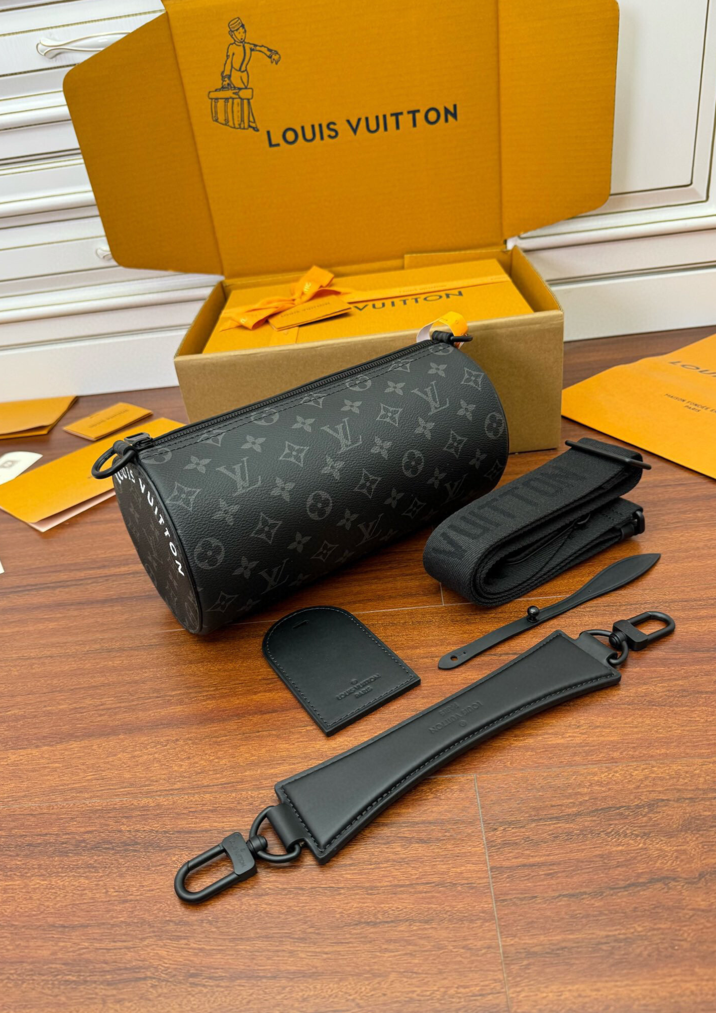 LV SOFT POLOCHON PM 斜背包 M46796