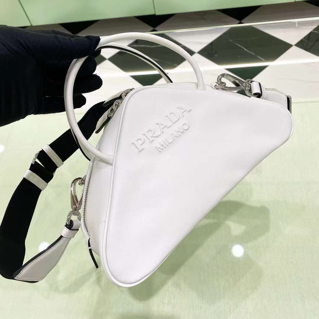 PRADA TRIANGLE 皮革保齡球手袋 (四色)