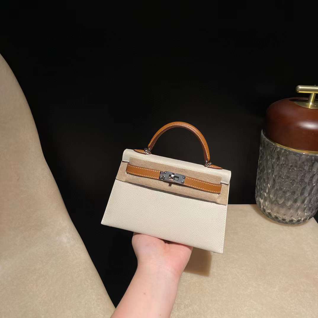HERMES MINI KELLY 二代EPSOM皮 10 奶昔白拼37金棕 銀扣