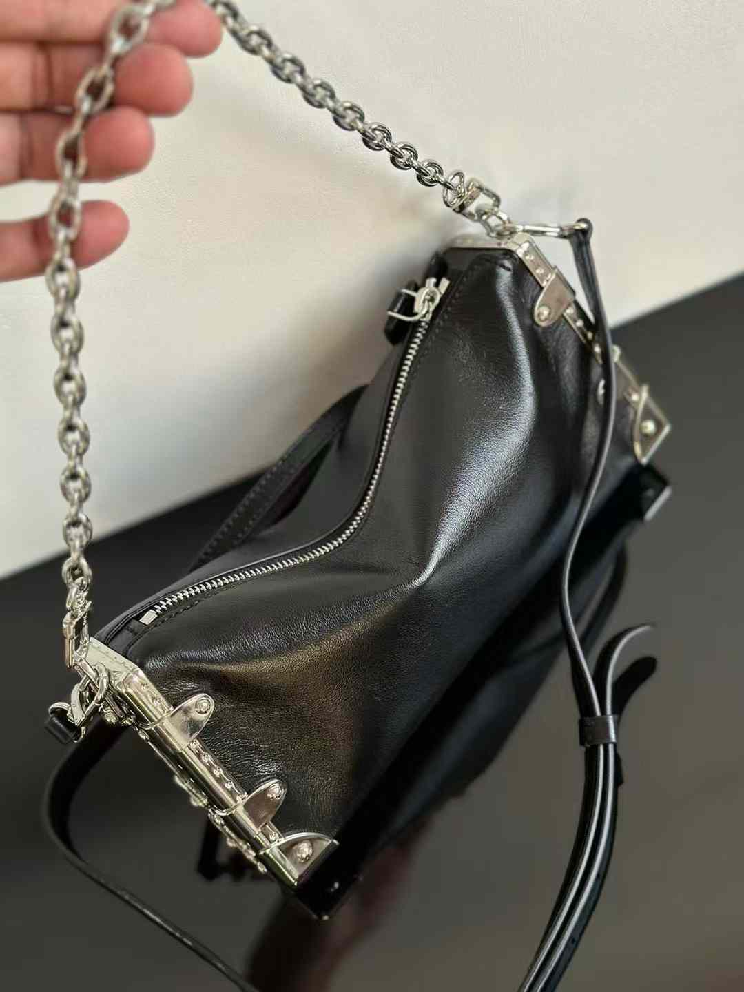 LV SLIM TRUNK 軟盒子包M25445 / M12596