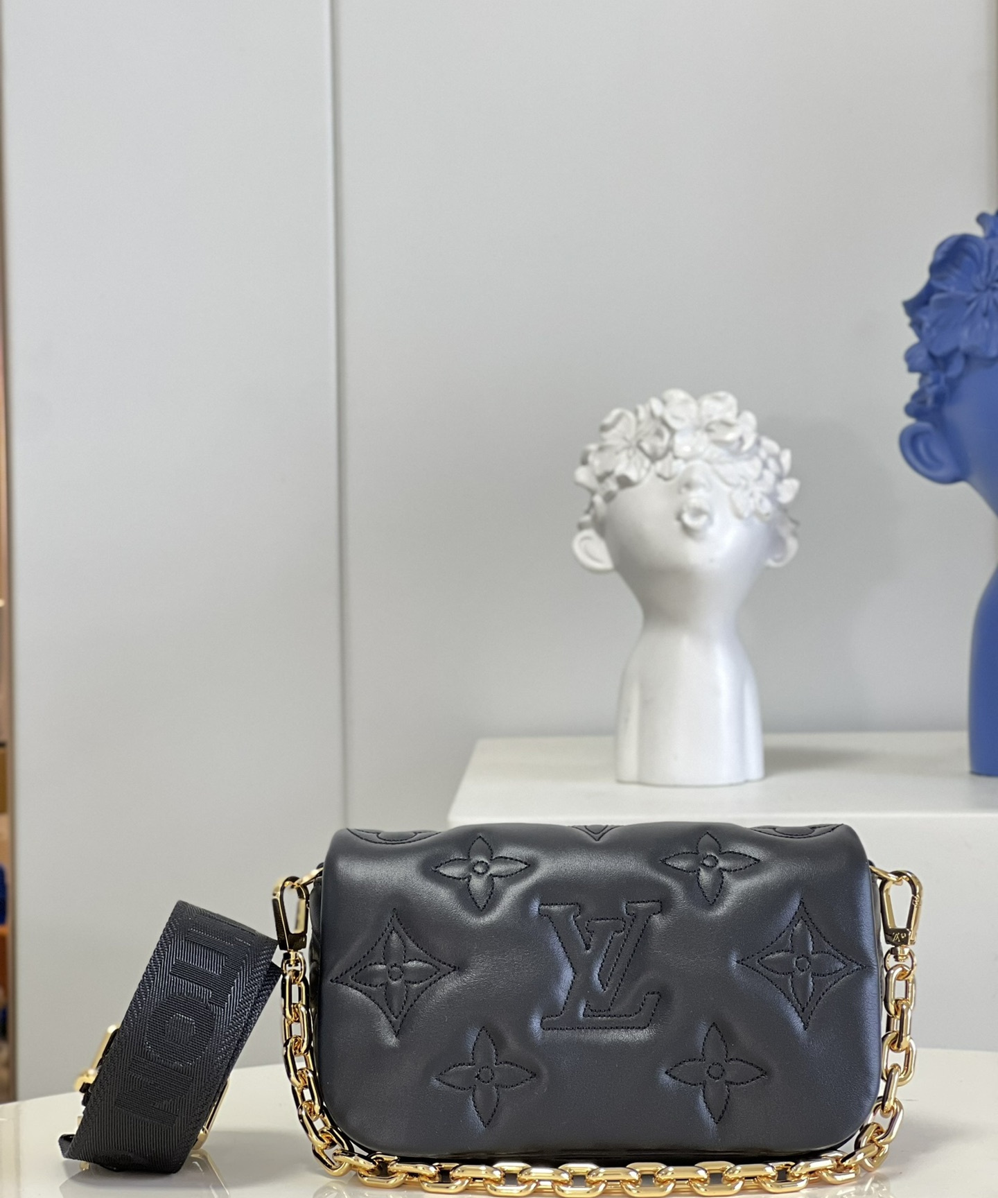 LV WALLET ON STRAP BUBBLEGRAM 經典黑手袋