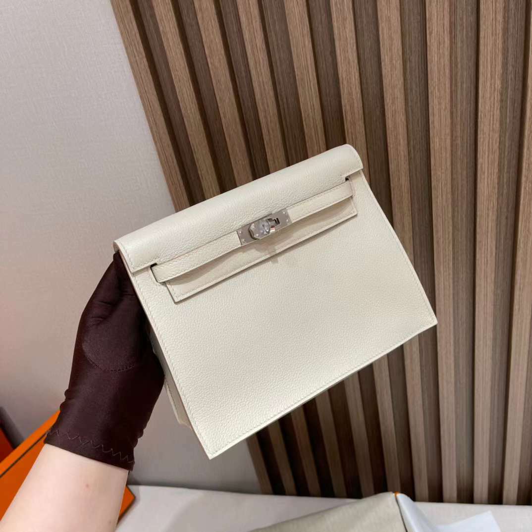 HERMES KELLY DANSE EVERCOLOR皮 8L 冰川白銀釦