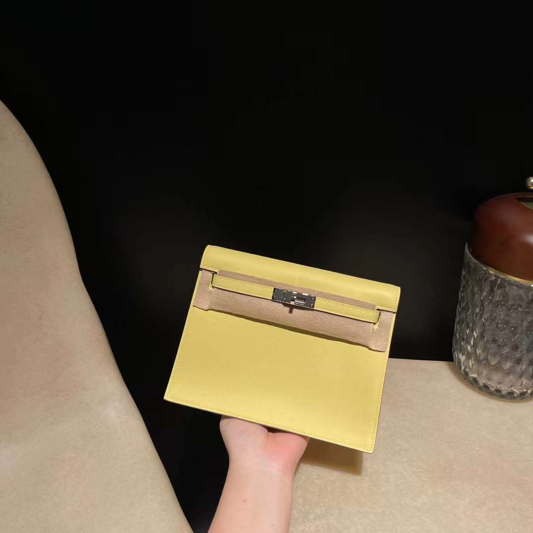 HERMES KELLY DANSE 跳舞包 EVERCOLOR皮 1Z小雞黃 銀釦 22CM