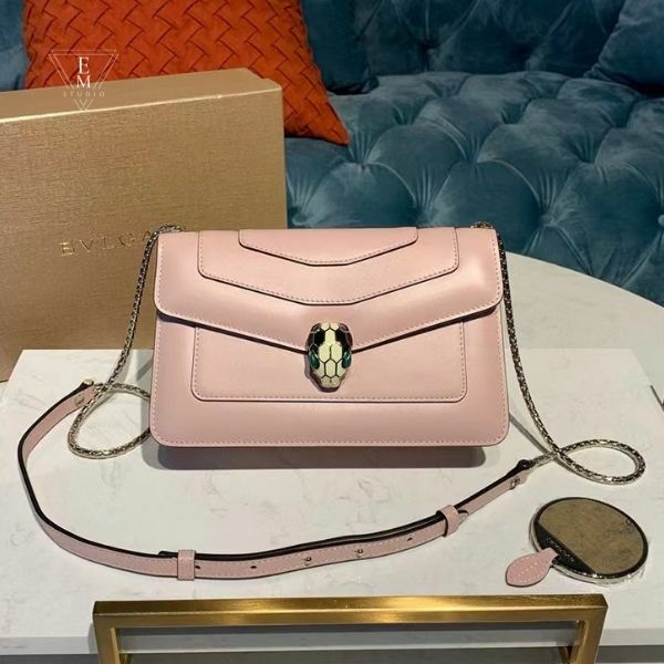 BVLGARI SERPENTI系列FOREVER裸粉琺瑯蛇頭斜背包