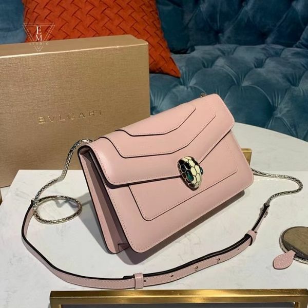 BVLGARI SERPENTI系列FOREVER裸粉琺瑯蛇頭斜背包