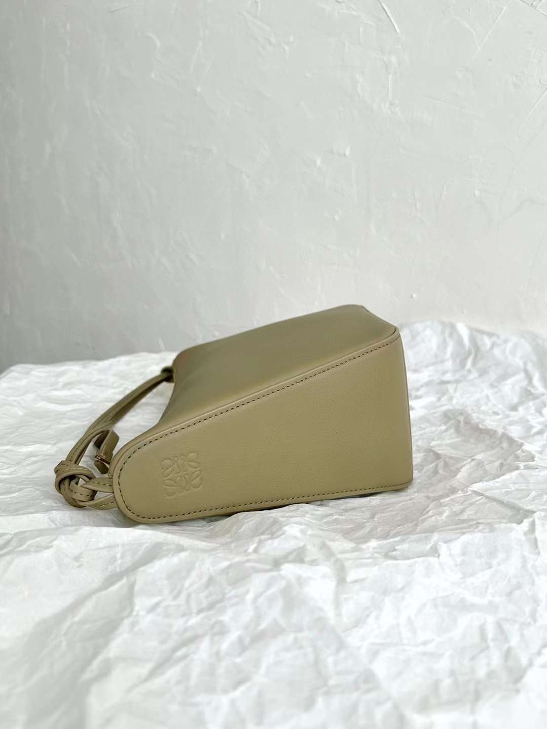 LOEWE HAMMOCK HOBO吊床包 黏土綠色