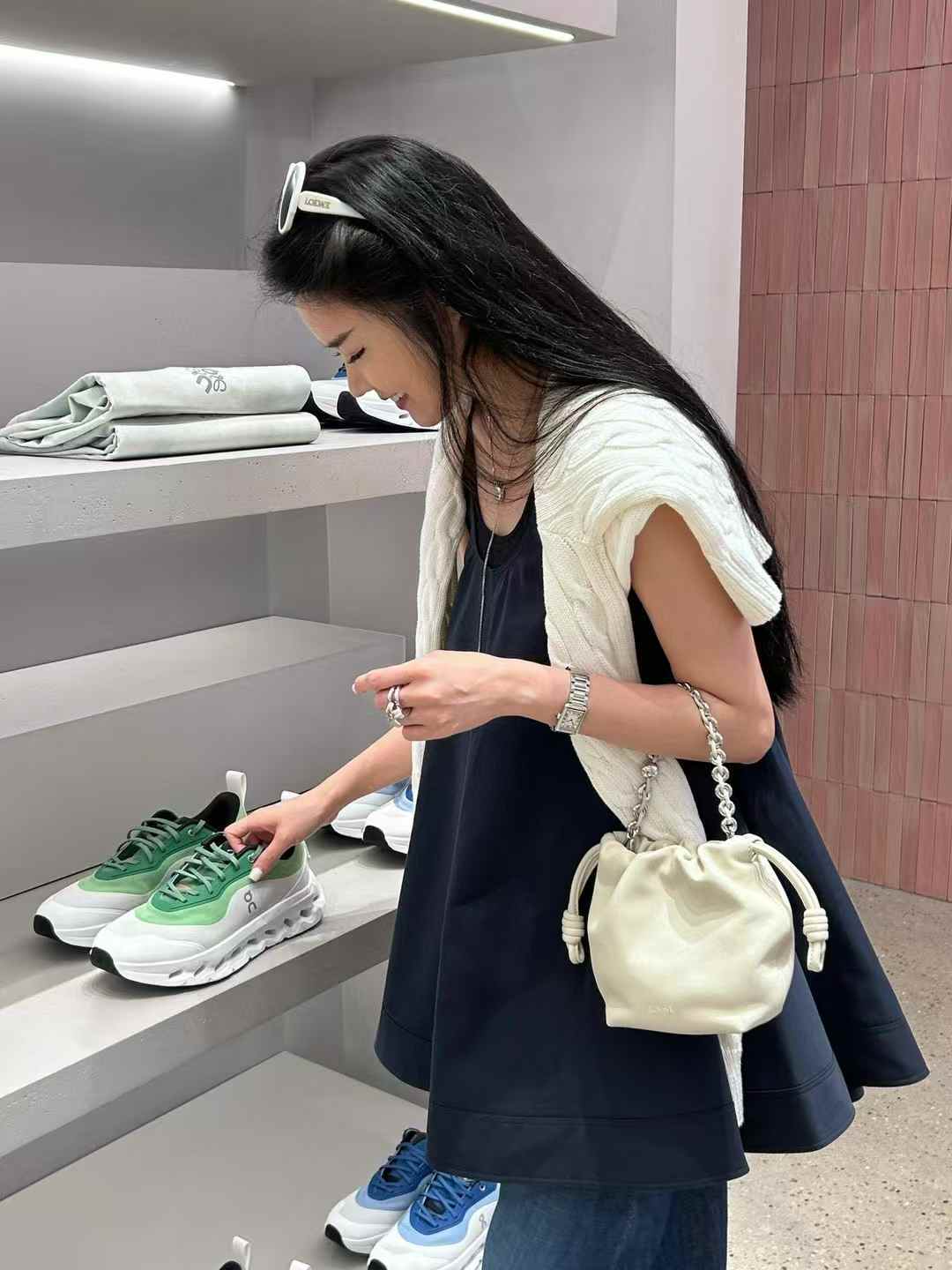 Loewe Flamenco purse 福袋 海鹽白