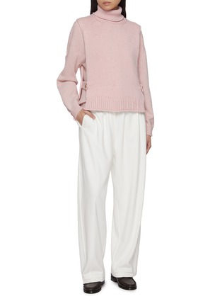 Sleeveless Turtleneck Cashmere Knit Top