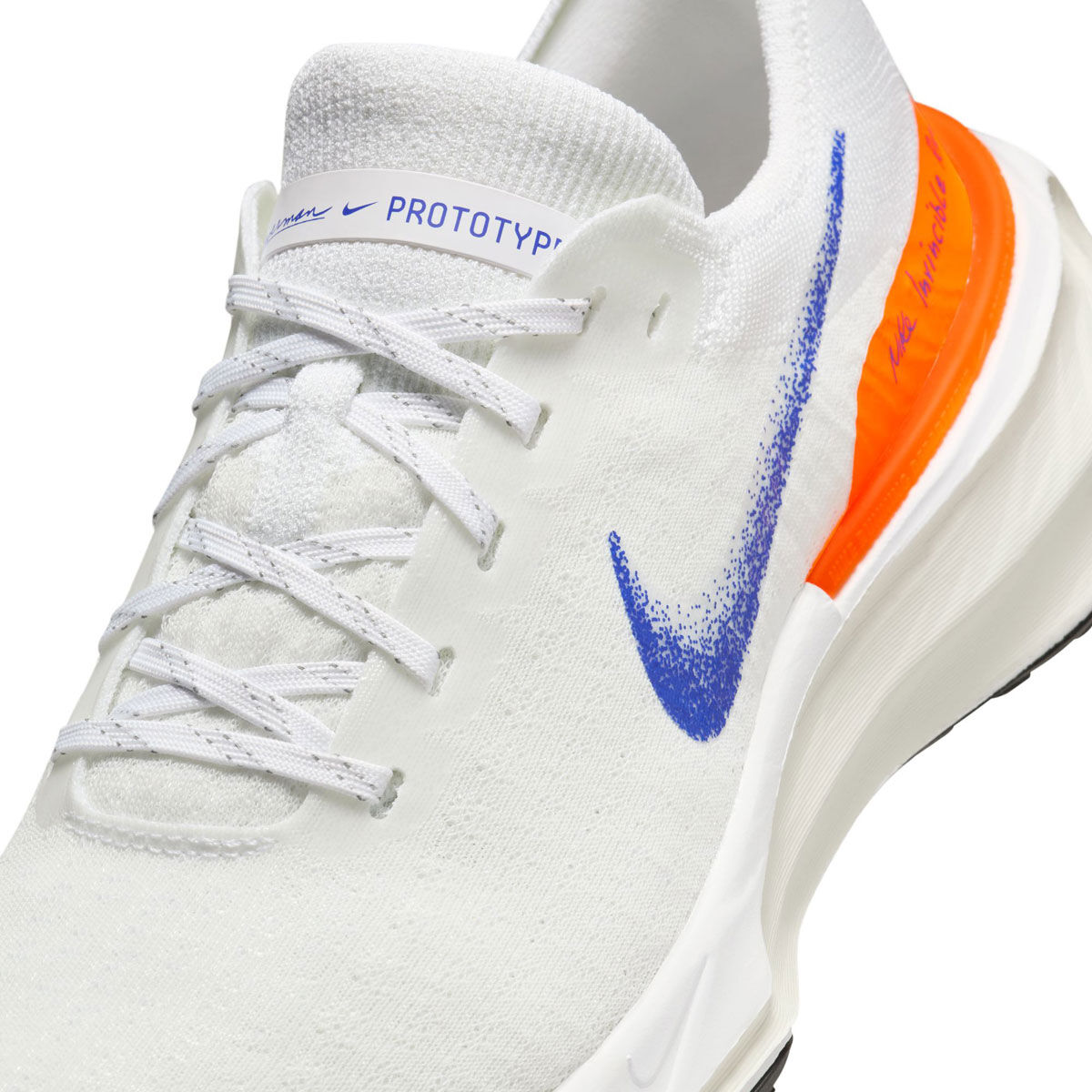 Nike ZoomX Invincible Run Flyknit 3 Womens Running Shoes