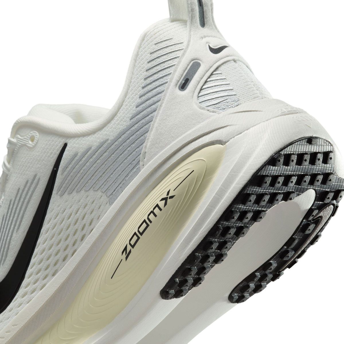 Nike Vomero 18 Womens Running Shoes