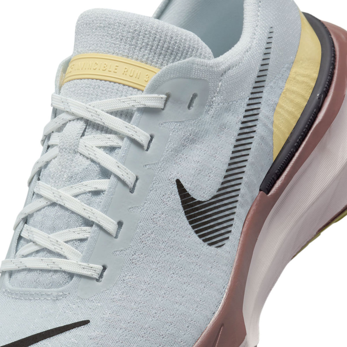 Nike ZoomX Invincible Run Flyknit 3 Womens Running Shoes