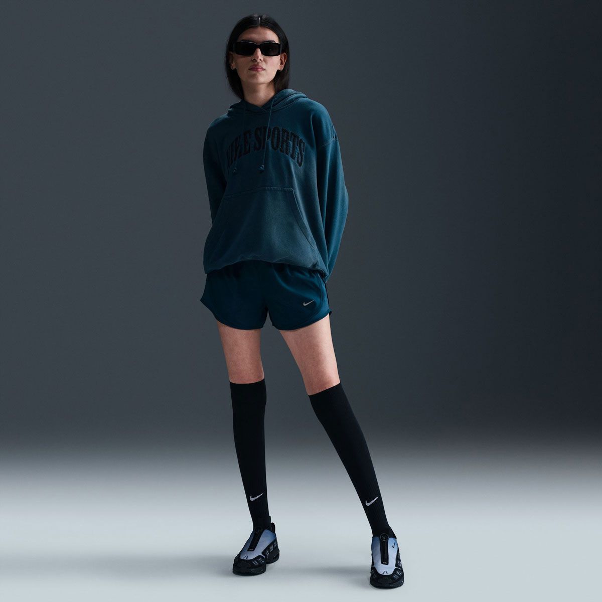 Nike Womens Phoenix Fleece Oversized Washed French Terry Pullover Hoodie