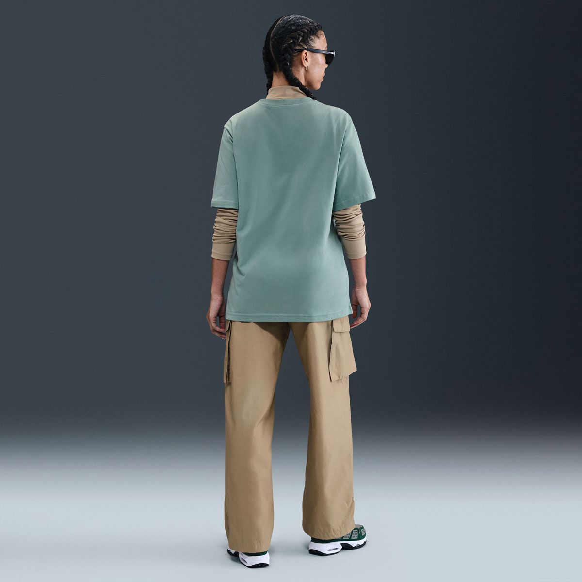 Nike Womens Sportswear Essential Womens Logo Tee