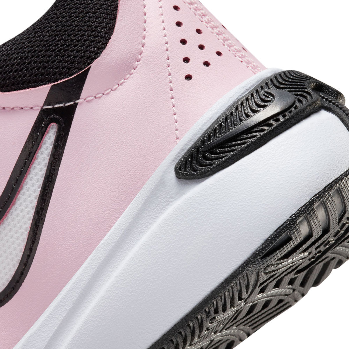 Nike Team Hustle D 11 GS Kids Basketball Shoes