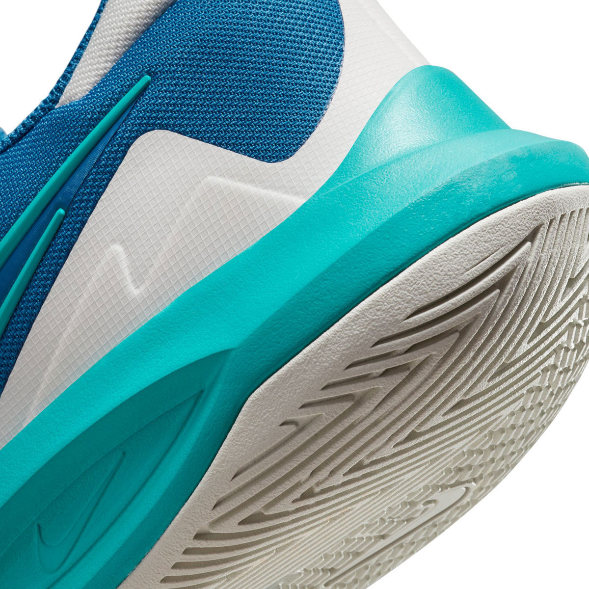 Nike Precision 6 Basketball Shoes