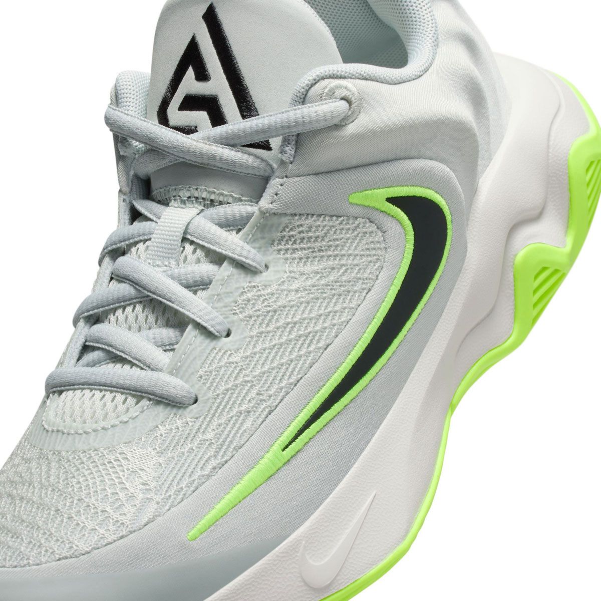 Nike Giannis Immortality 4 GS Kids Basketball Shoes