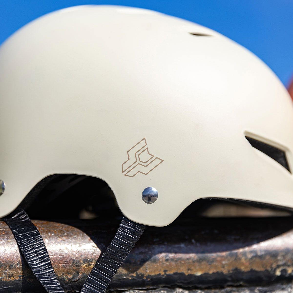 Tahwalhi Pro Kids Helmet