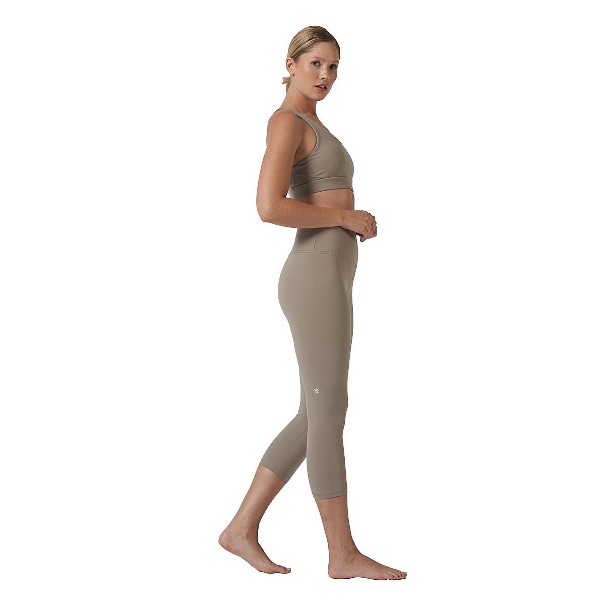 Ell/Voo Womens Studio Crop Sports Bra