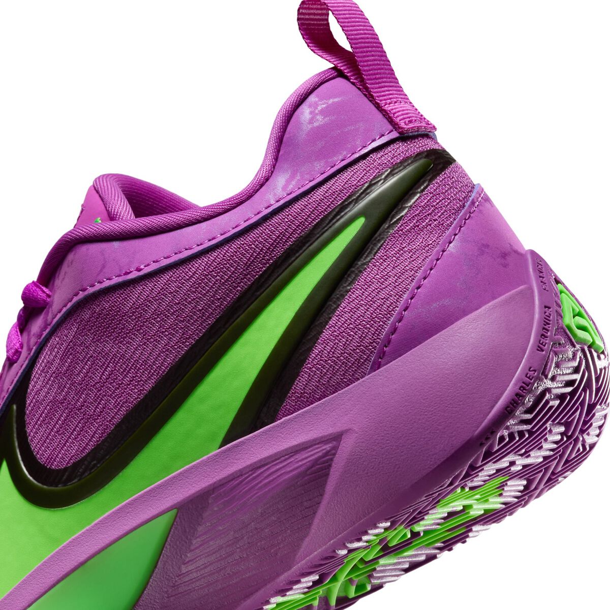 Nike Freak 6 GS Kids Basketball Shoes