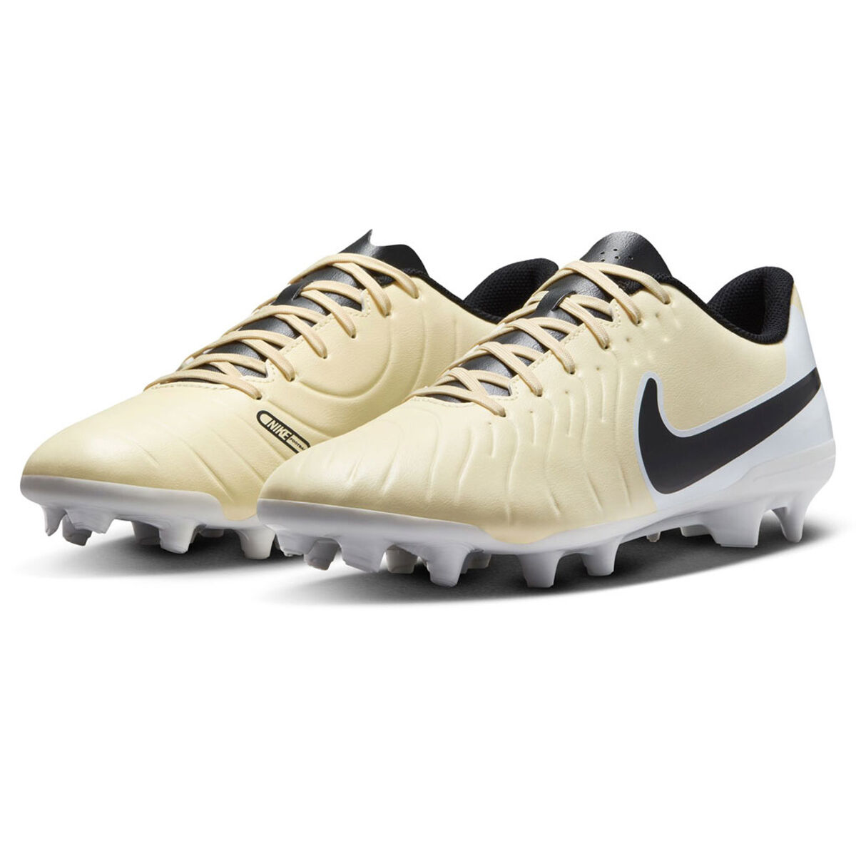 Nike Tiempo Legend 10 Club Football Boots