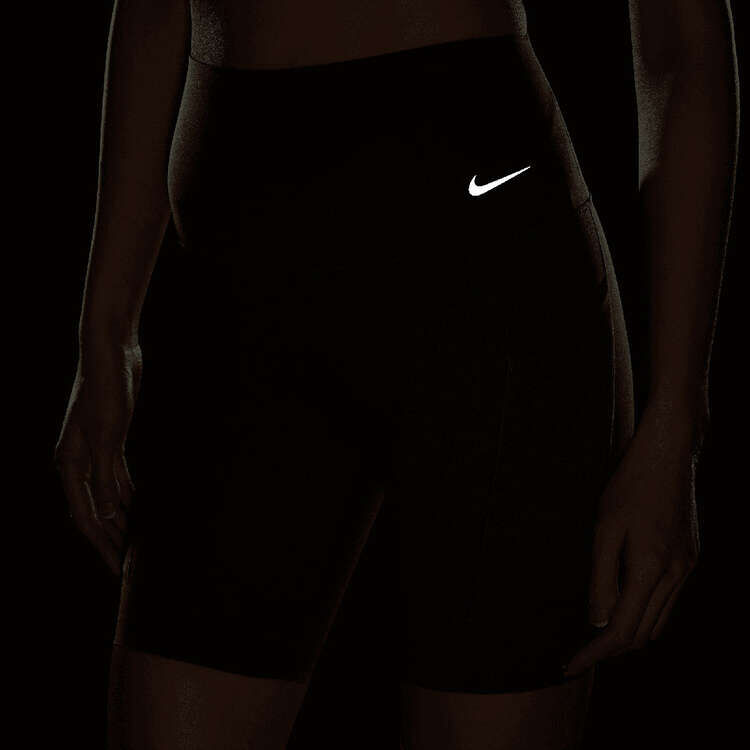 Nike Womens Universa Dri-FIT High Rise 8 Inch Pocket Tights