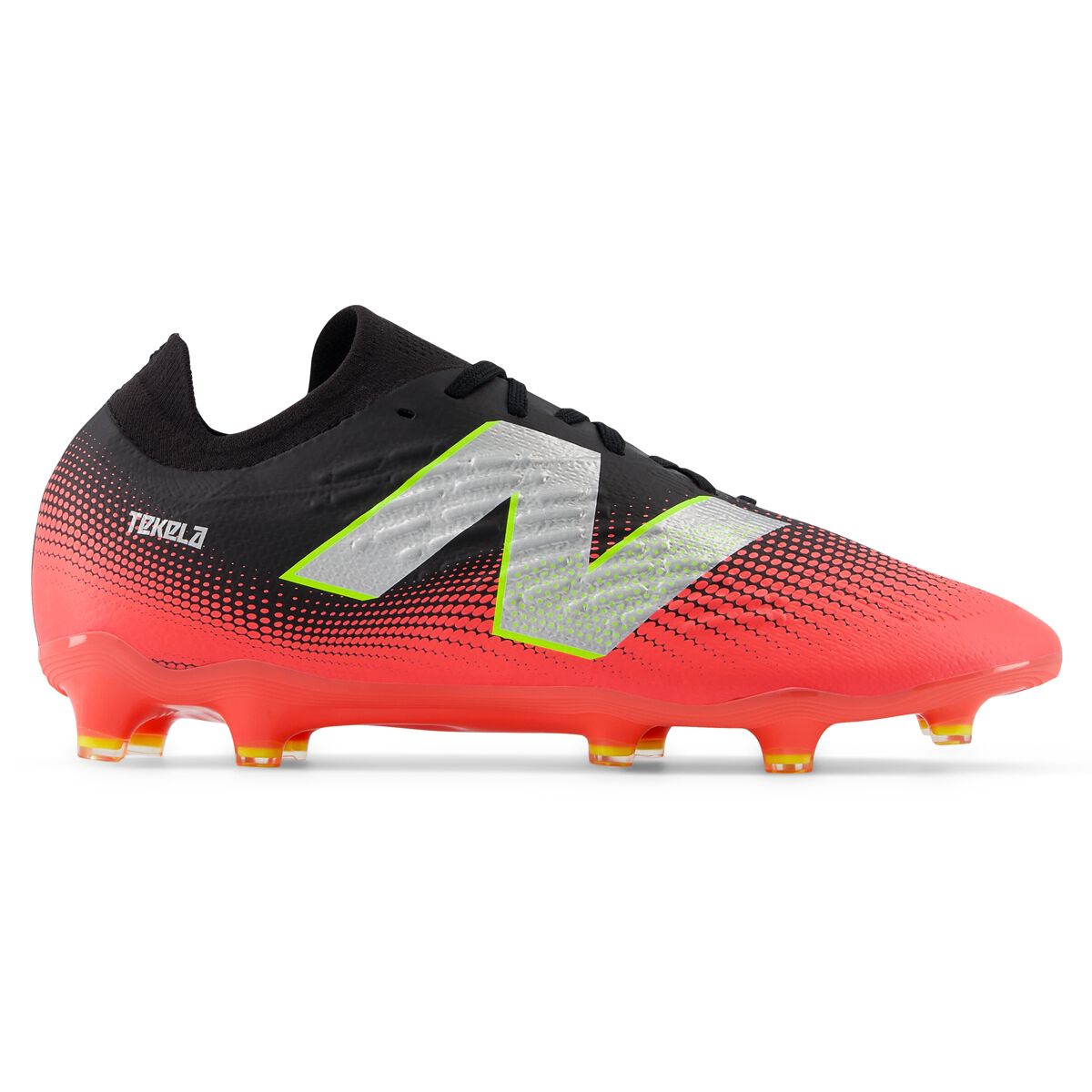 New Balance Tekela Magia Low V4 Football Boots