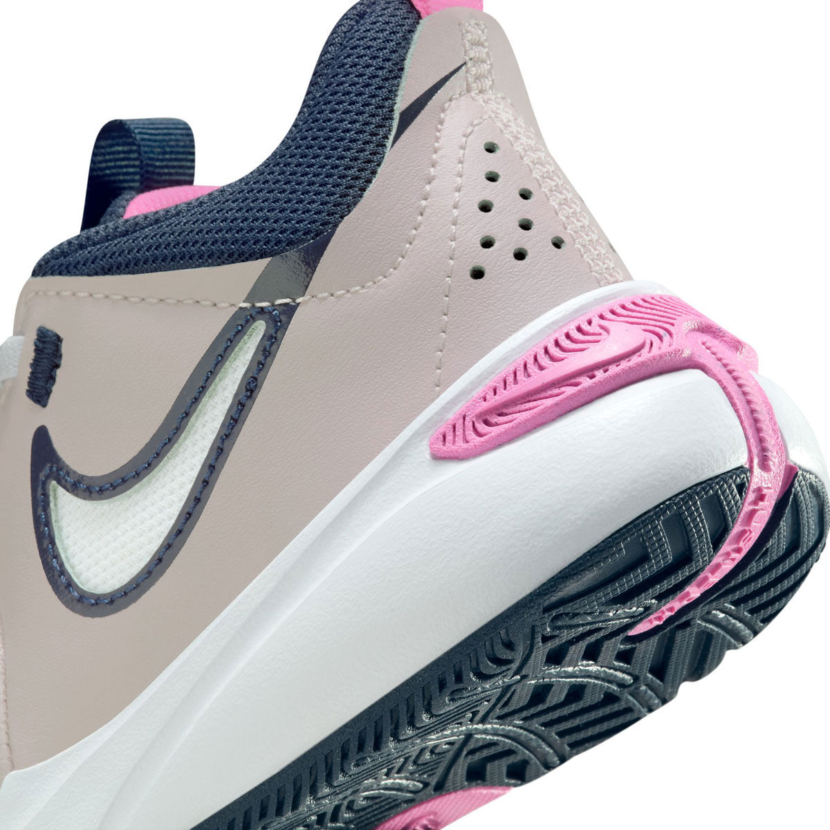 Nike Team Hustle D 11 PS Kids Basketball Shoes
