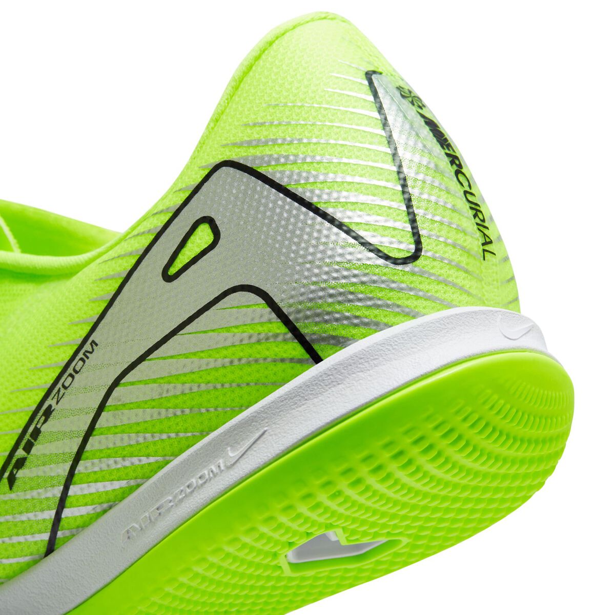 Nike Mercurial Vapor 16 Academy Indoor Soccer Shoes