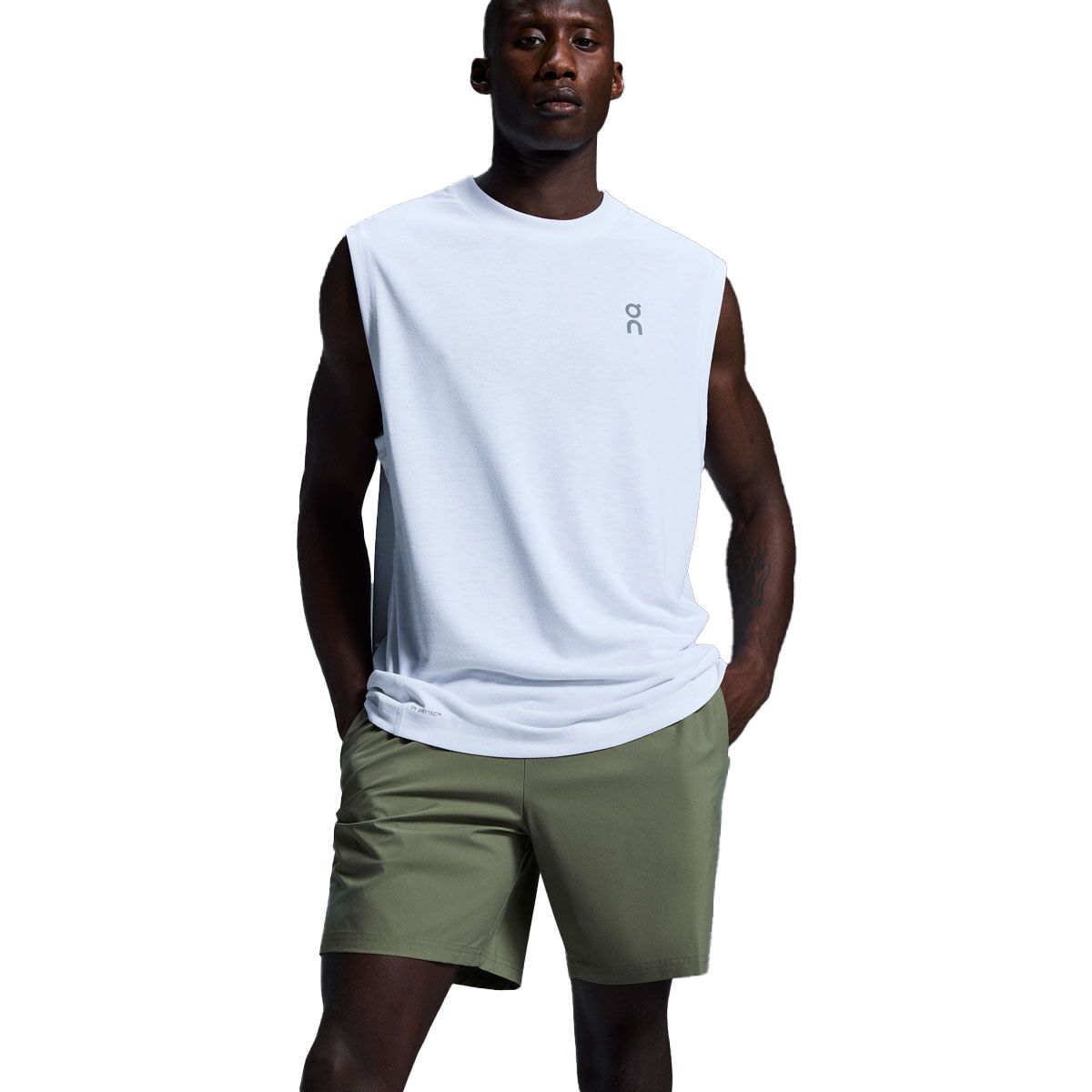 On Mens 7 Inch Core Running Shorts
