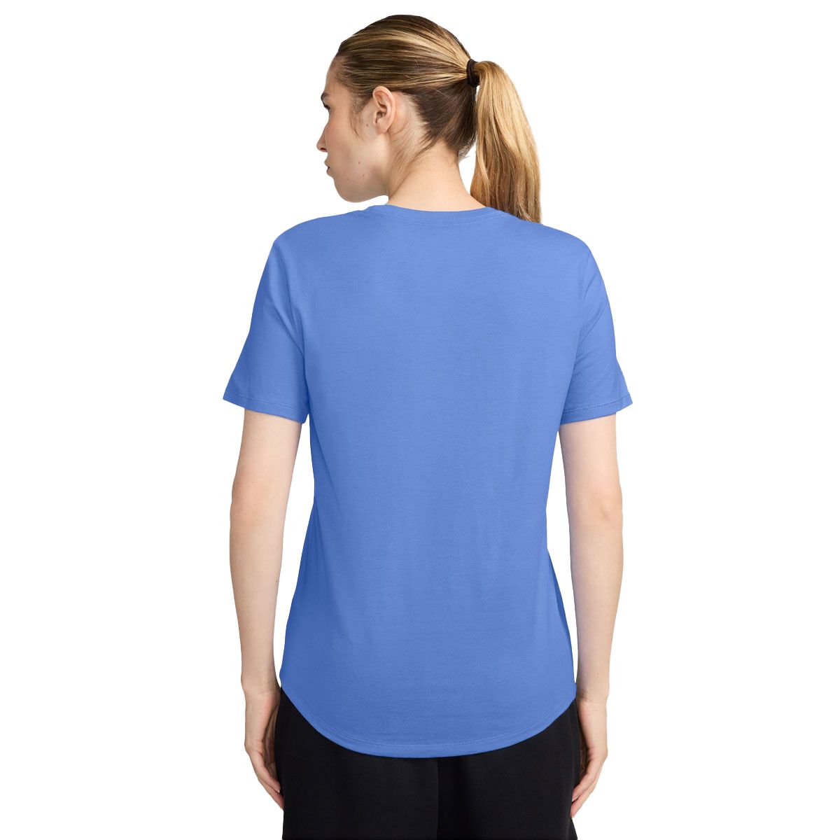Nike Womens Sportswear Club Essentials Tee
