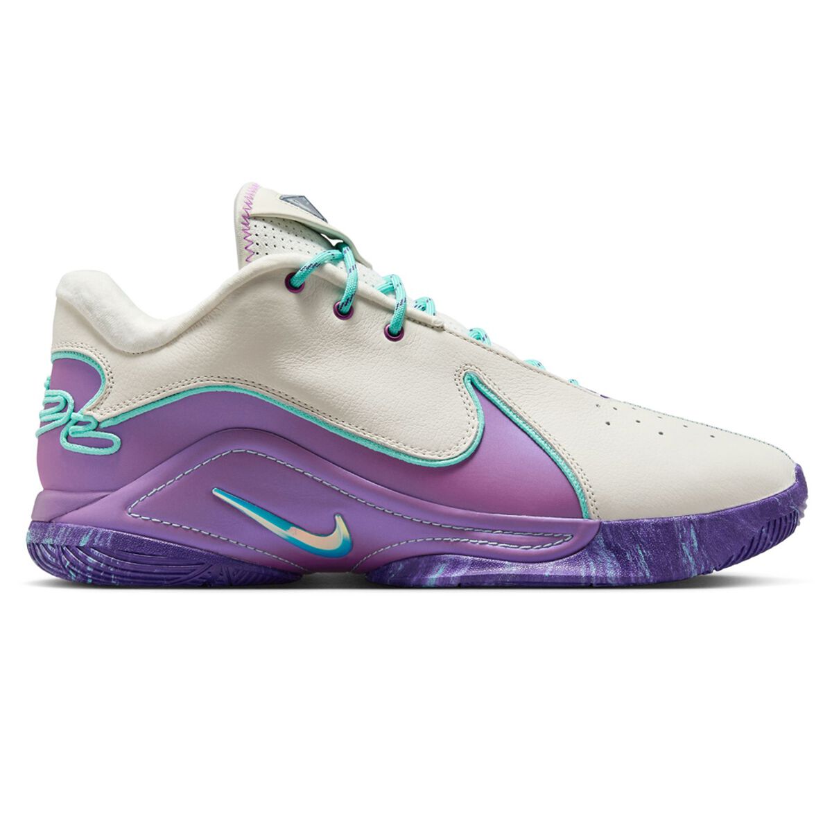 Nike LeBron 22 Frozen Grapes Basketball Shoes
