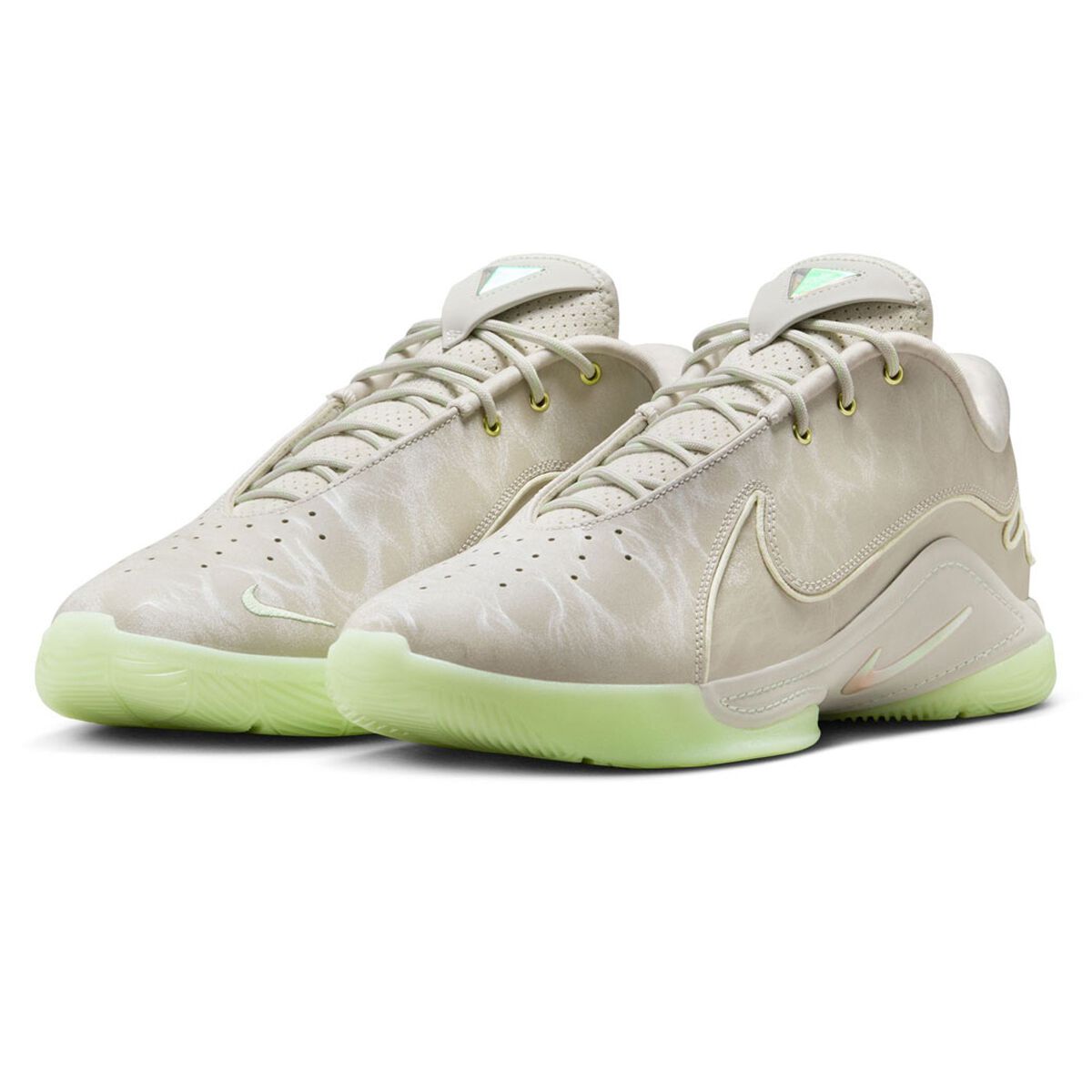 Nike LeBron 22 Basketball Shoes