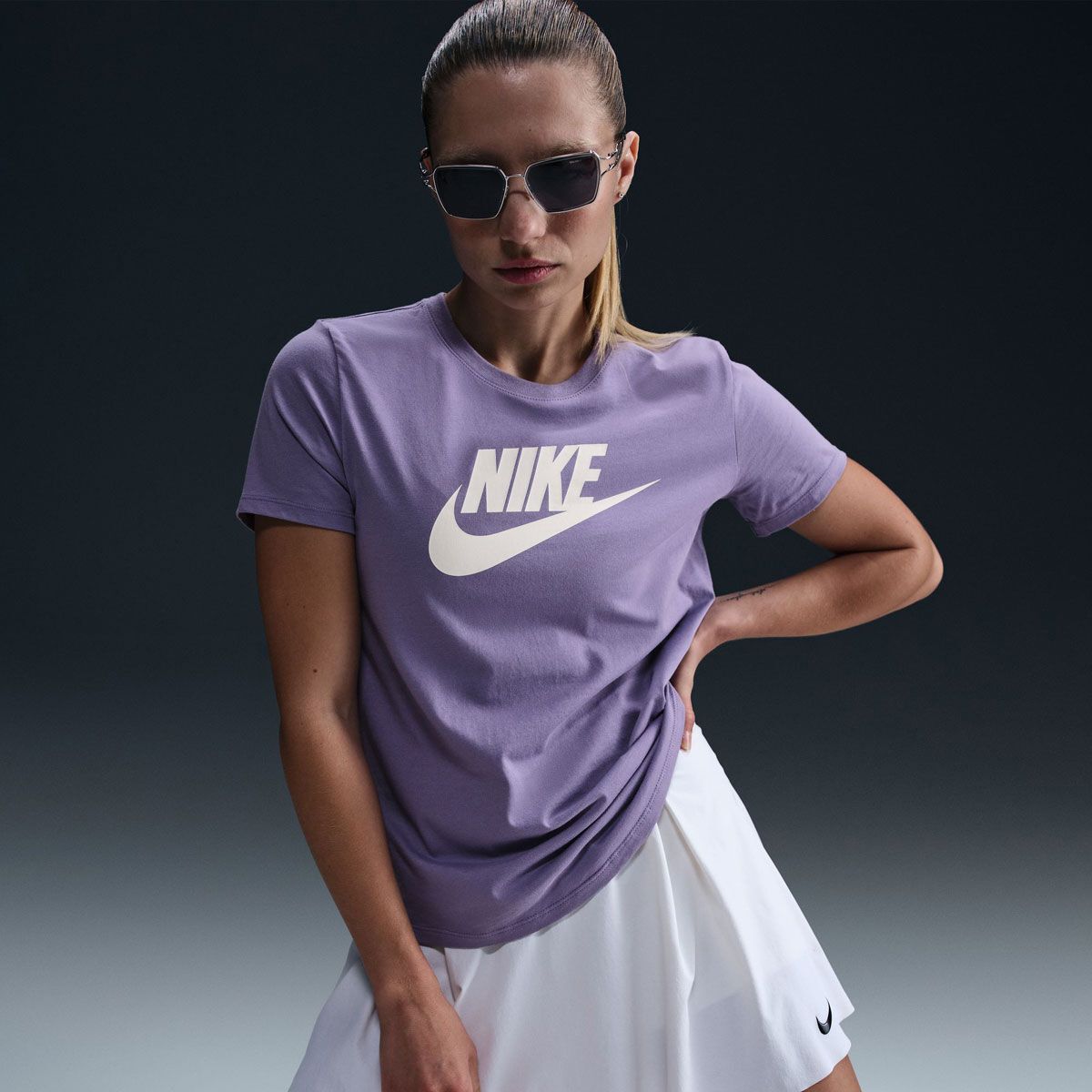 Nike Womens Sportswear Club Essentials Logo Tee
