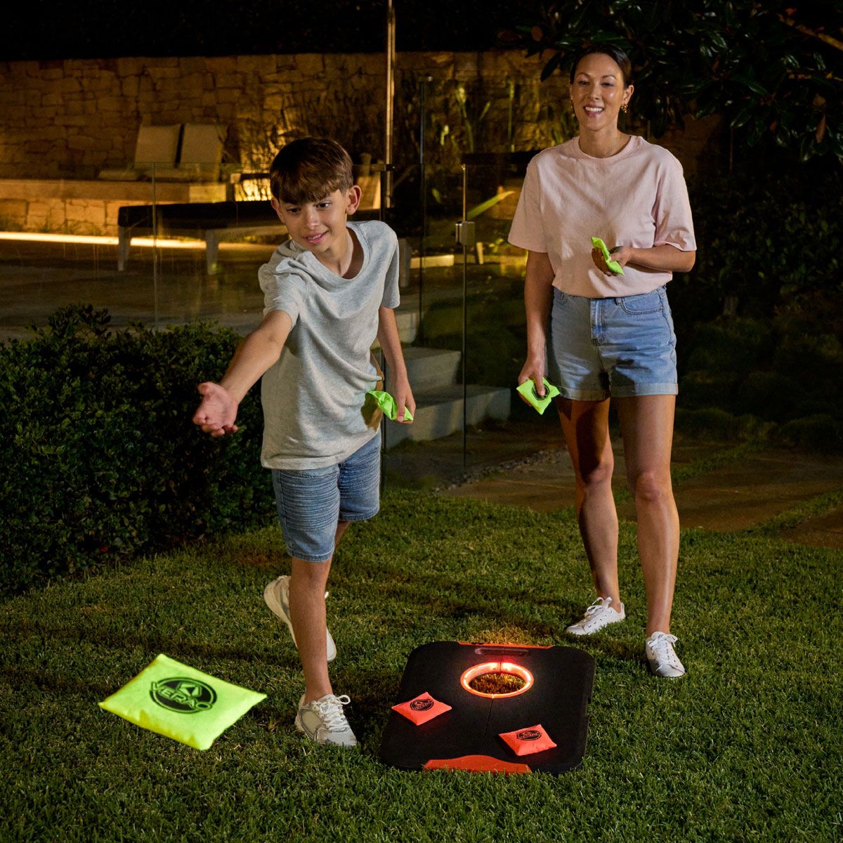 Verao Light Up Bag Toss
