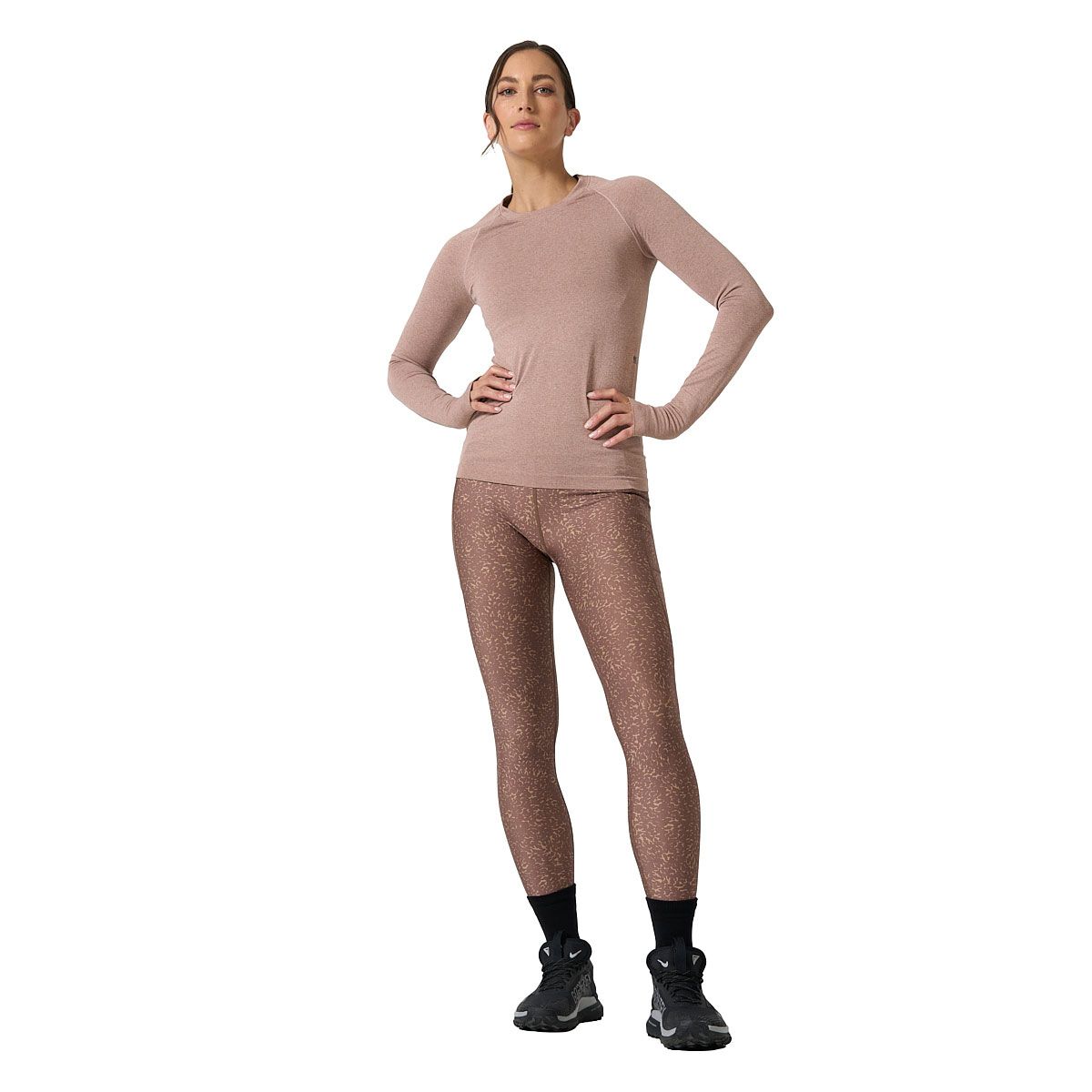 Ell/Voo Womens Reili Seam Free Long Sleeve Tee