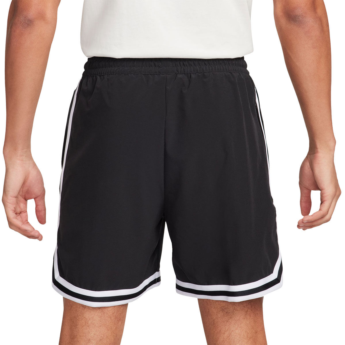 Nike Mens DNA Dri-FIT 6 inch UV Woven Basketball Shorts