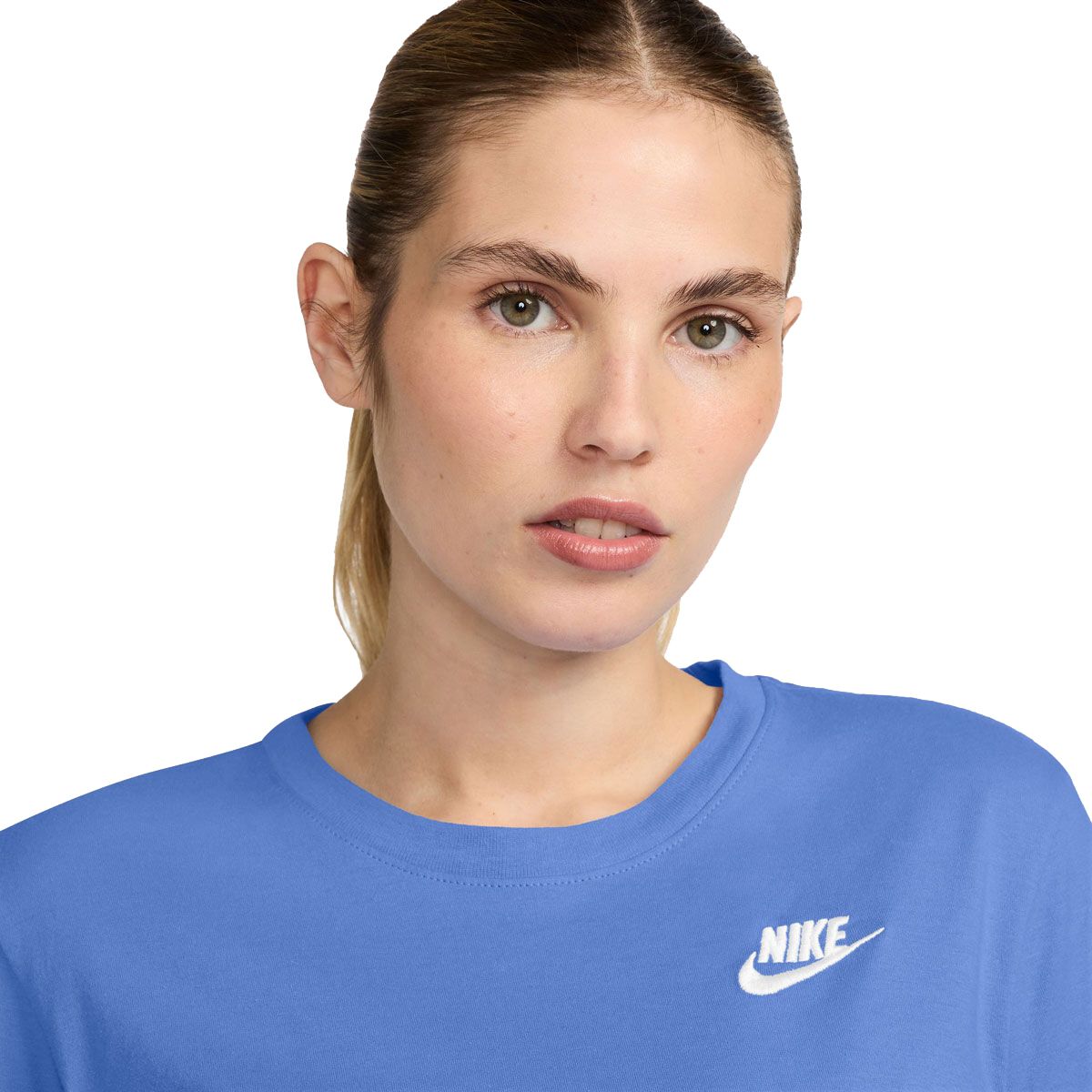 Nike Womens Sportswear Club Essentials Tee