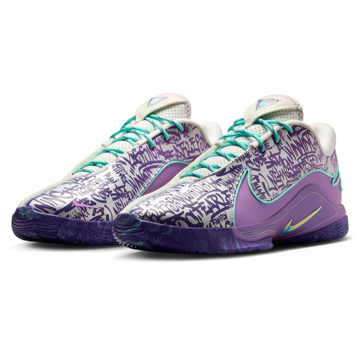 Nike LeBron 22 Frozen Grapes Basketball Shoes