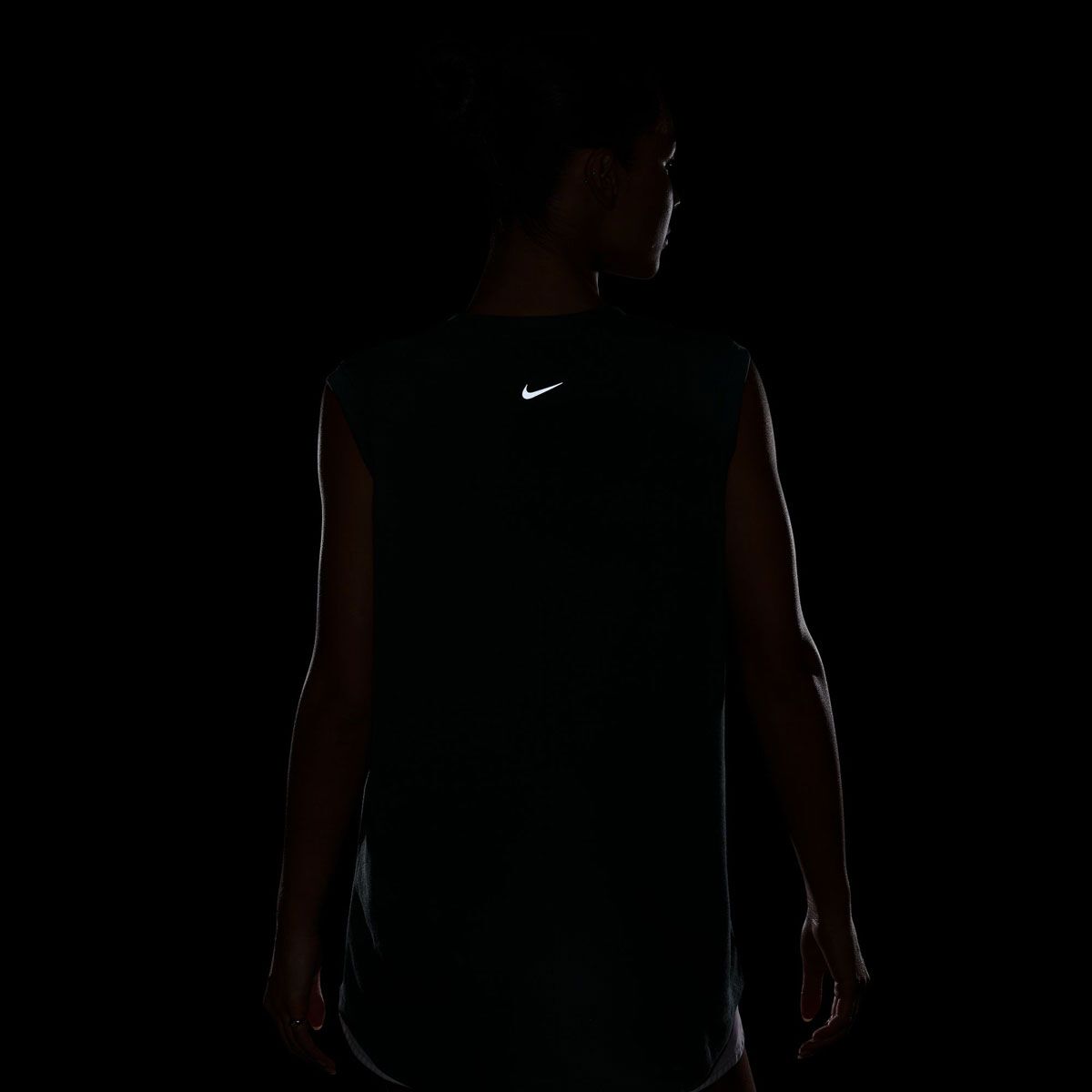 Nike Womens One Relaxed Dri-FIT Tank