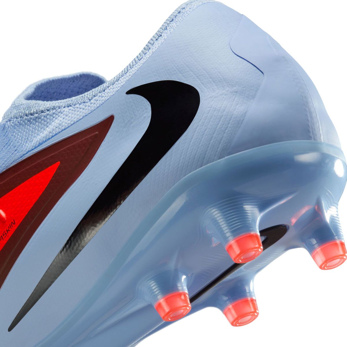 Nike Phantom 6 Low Pro AG Football Boots