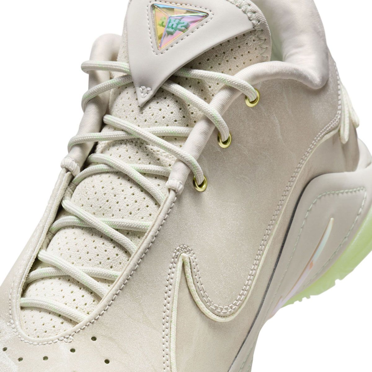 Nike LeBron 22 Basketball Shoes
