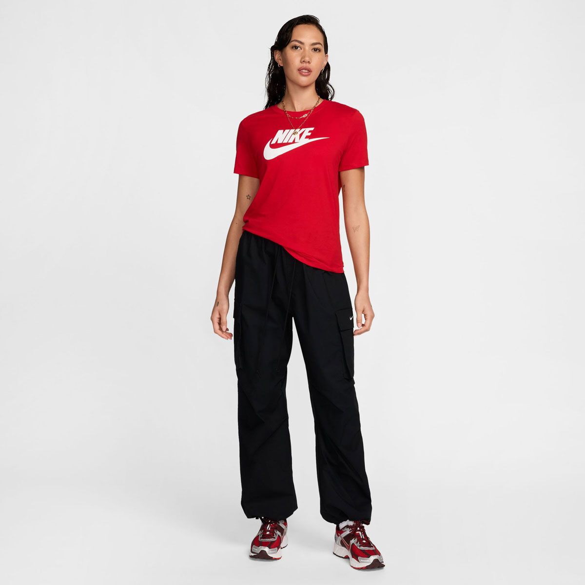 Nike Womens Sportswear Futura Essentials Tee