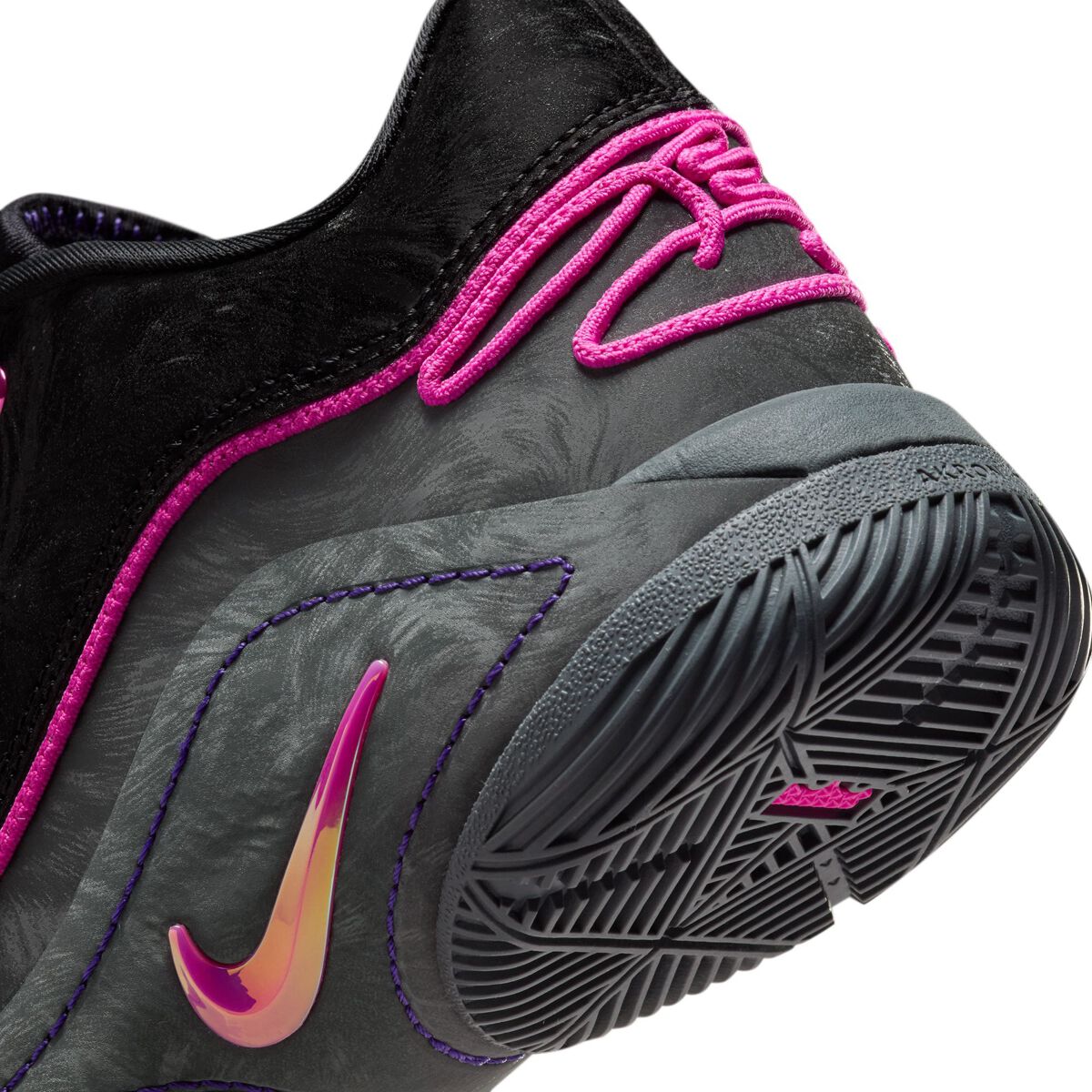Nike LeBron 22 GS Basketball Shoes