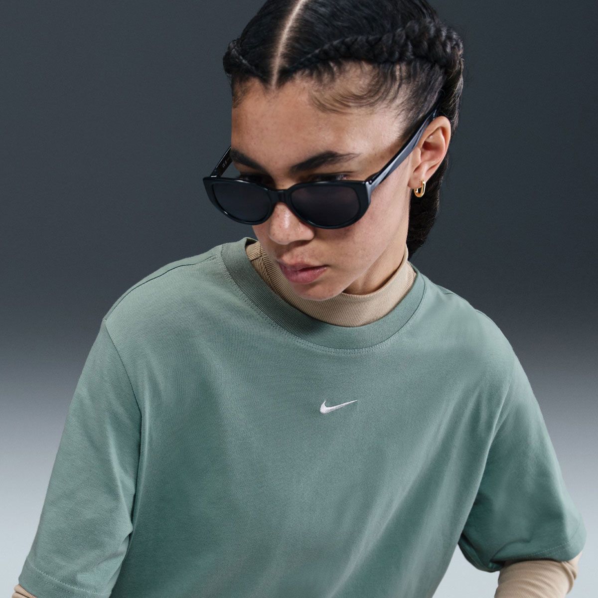 Nike Womens Sportswear Essential Womens Logo Tee