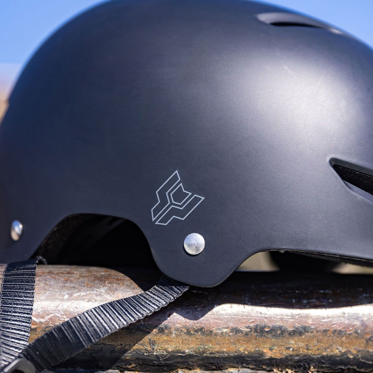 Tahwahli Pro Kids Helmet