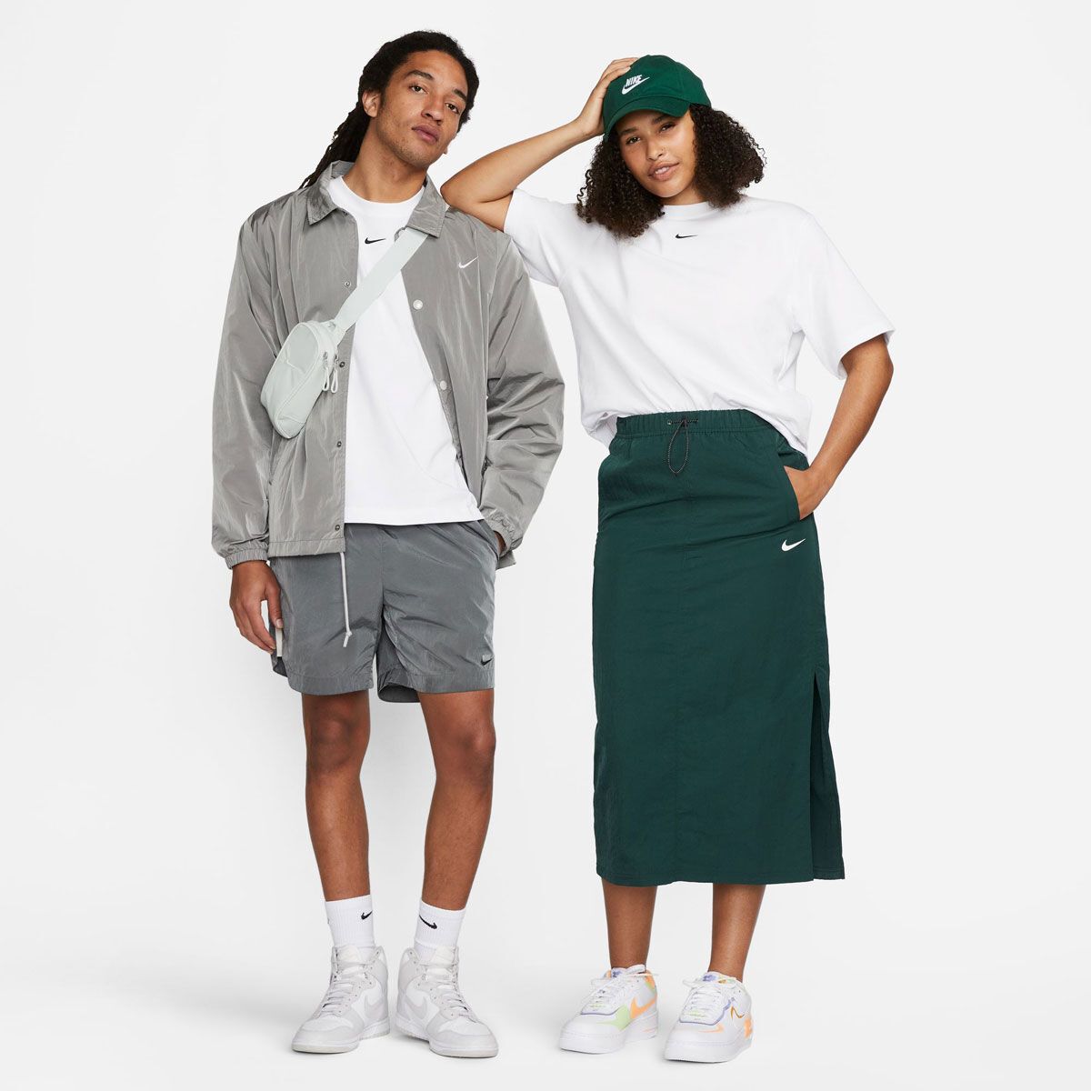 Nike Womens Sportswear Essentials Boxy Tee