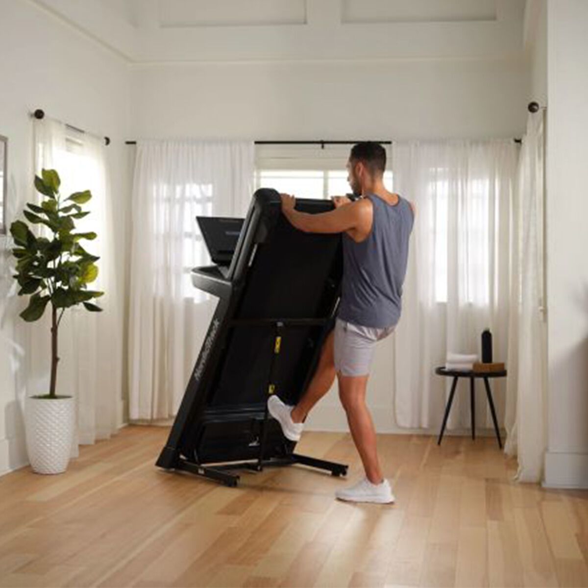 NordicTrack EXP 5i NT24 Treadmill