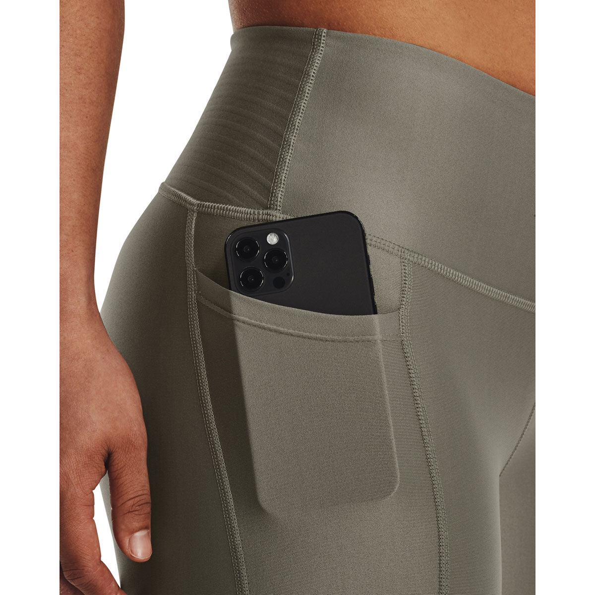 Under Armour Womens HeatGear Armour No Slip Capri Tights