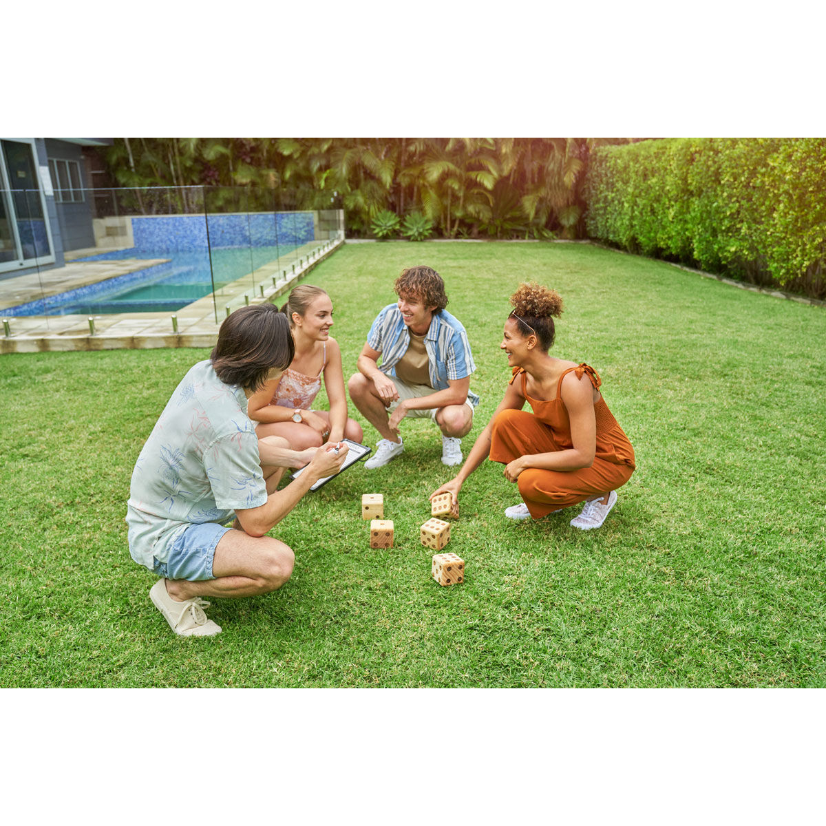 Verao Giant Backyard Dice