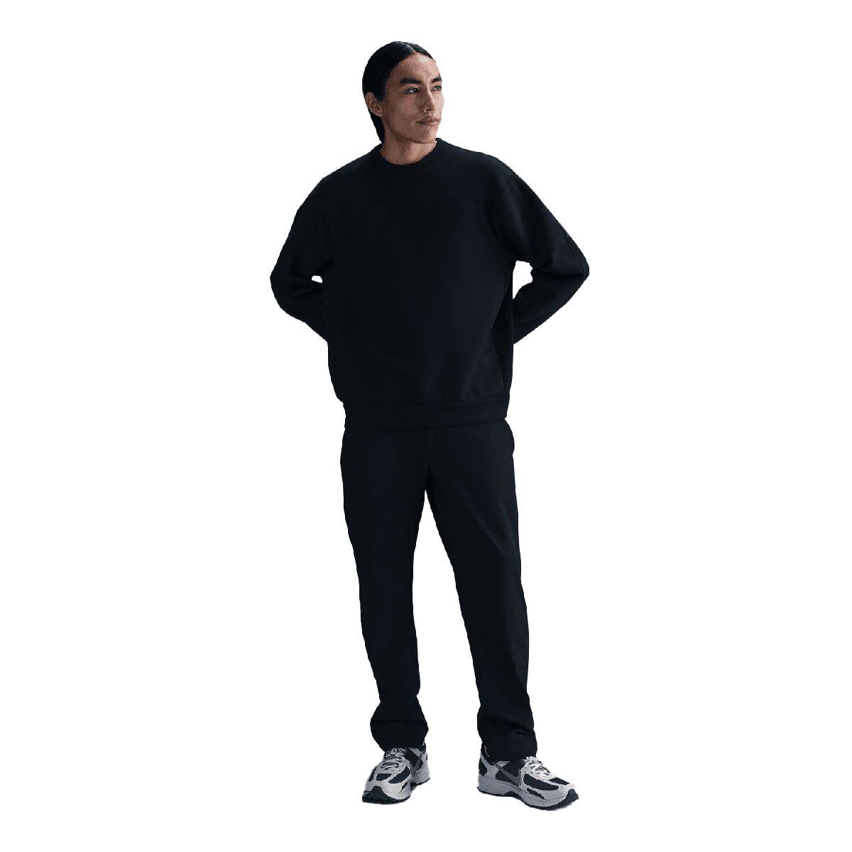 Nike Mens 24.7 ImpossiblySoft Dri-FIT Crew Sweatshirt